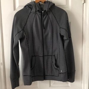 Striped hoodie - size S